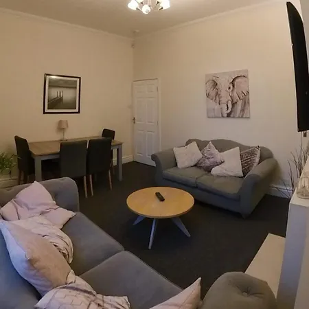 Homestay Lovely Spacious 2 In Shared House - *